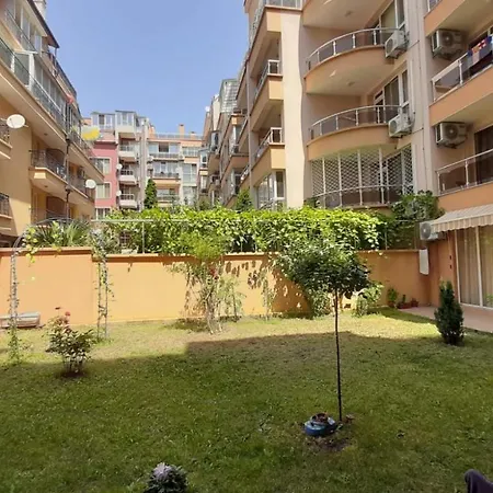 уютная - студия в старом поморие, болгария Apartamento *